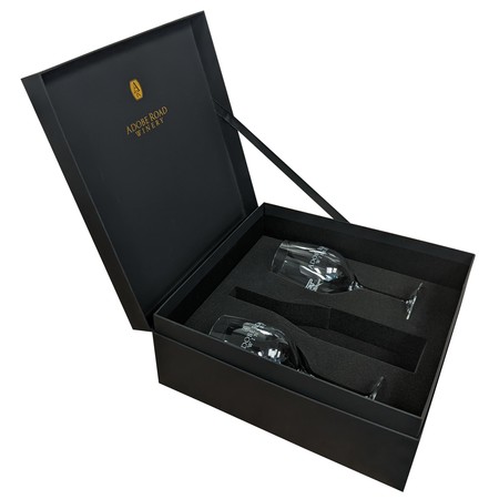 1 Bottle Carbon Fiber Gift Box with Wine Glasses (wine not included)